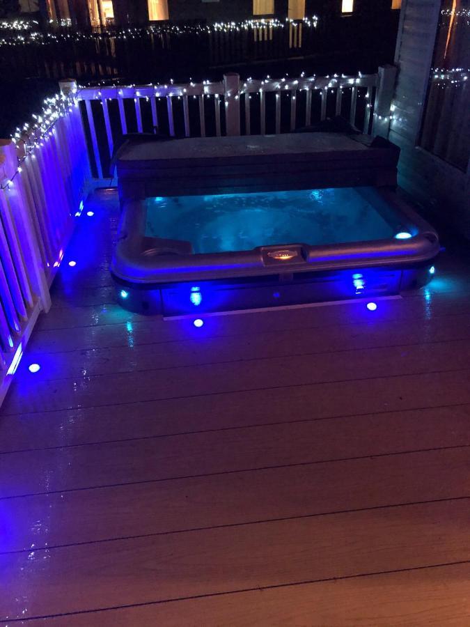 Luxury Lakeside Lodge L2 With Hot Tub Situated At Tattershall Lakes Country Park ภายนอก รูปภาพ